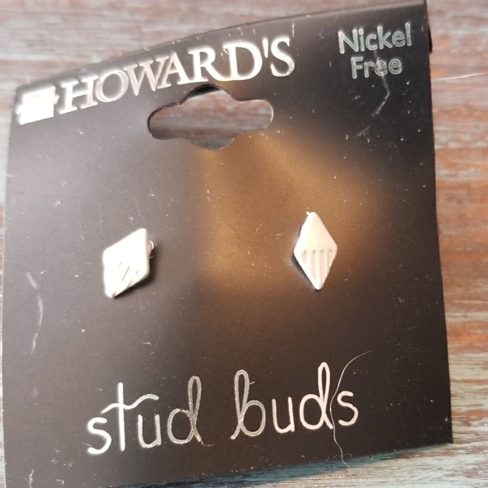 5 for $25 Stud Buds